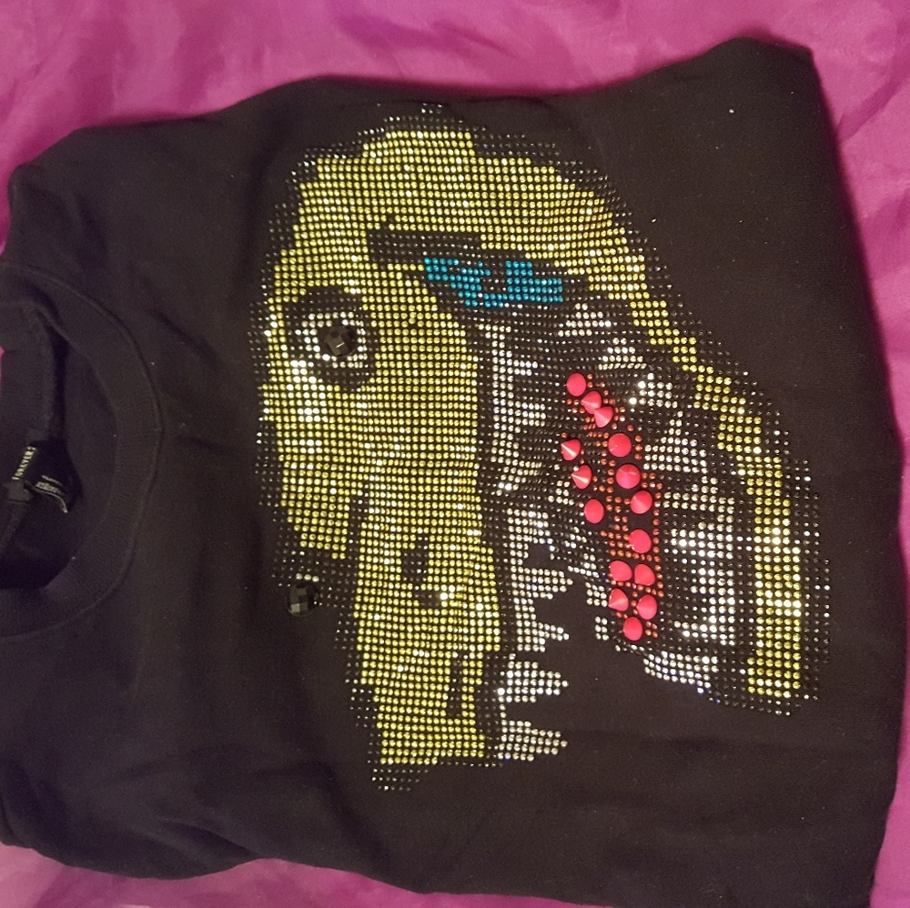 Sweatshirt by Forever 21